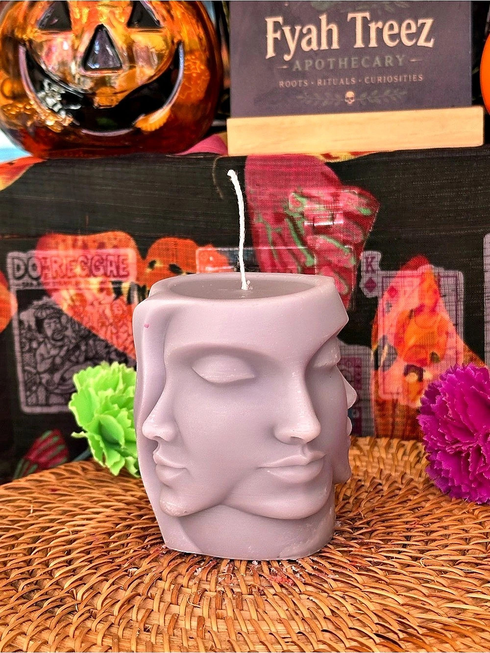 Gray Many Faces Candle – Surreal Sculptural Pillar